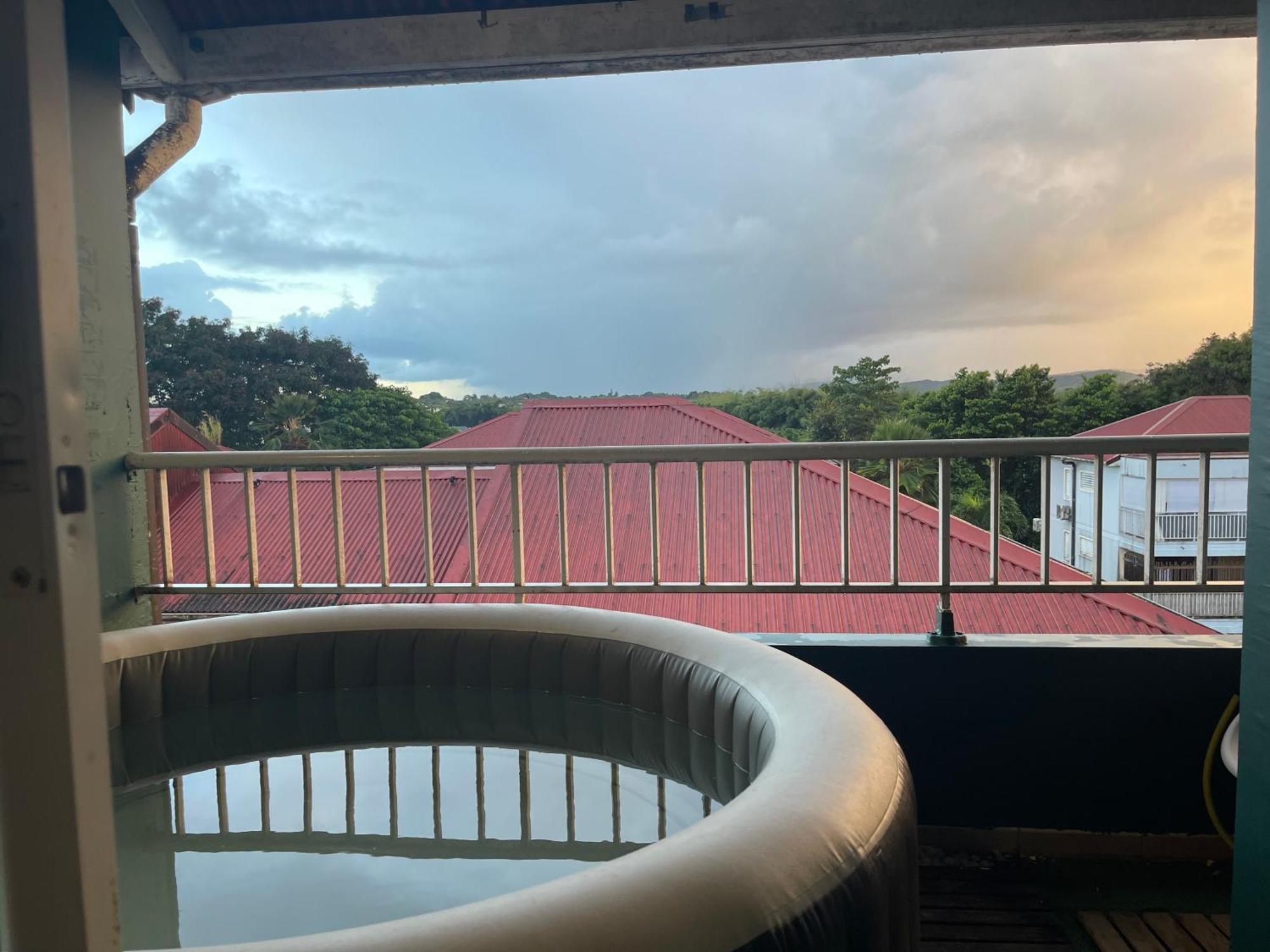 Appart Spa 20 Min Port Croisiere Et Aeroport Sainte-Rose Bagian luar foto